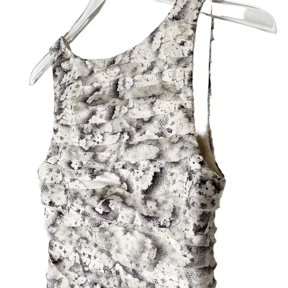 Alice + Olivia Black White Bandage Tape Dress Size 2 - Picture 5 of 11